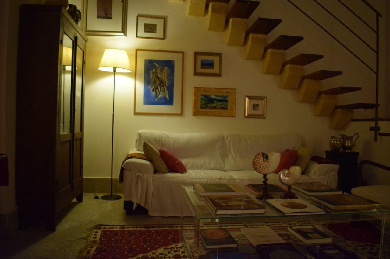 Loft 'Le Vie Del Centro' Hotell Marsala Eksteriør bilde