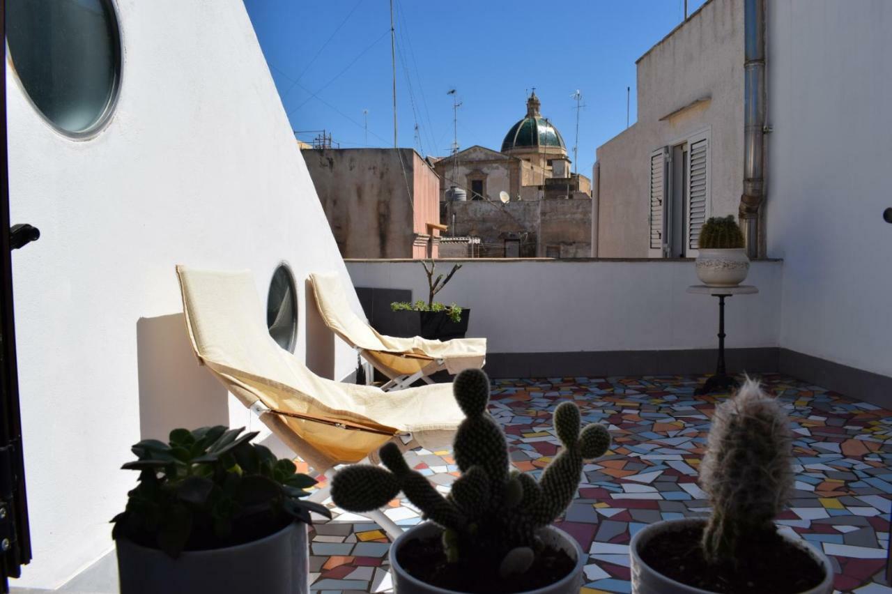 Loft 'Le Vie Del Centro' Hotell Marsala Eksteriør bilde